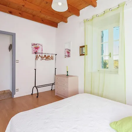 度假居 Forest Hideaway In Saint-caprais