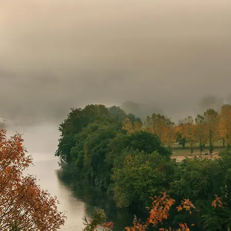 Forest Hideaway In Saint-caprais Saint-Caprais (Lot)