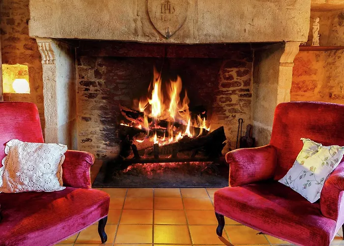 Forest Hideaway In Saint-caprais بيت للعطل Saint-Caprais (Lot)